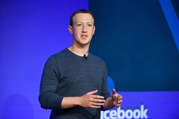 Mark Zuckerberg

Top 10 Famous Entrepreneurs - Quotes And Net Worths